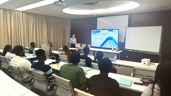 入学教育活动现场2