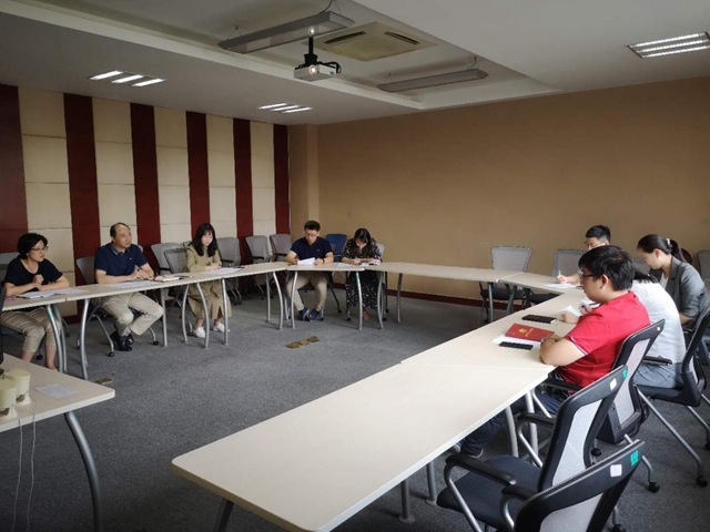 免费成人电影
召开2020-2021学年教职工兼职辅导员工作会议